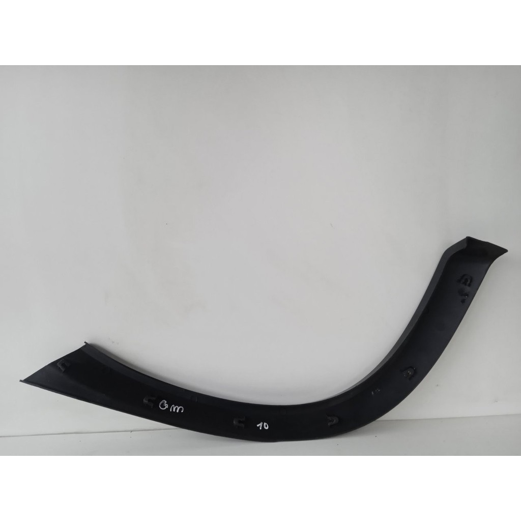 Moldura Paralama Tras Direito Corsa Classic Ls 2011-14