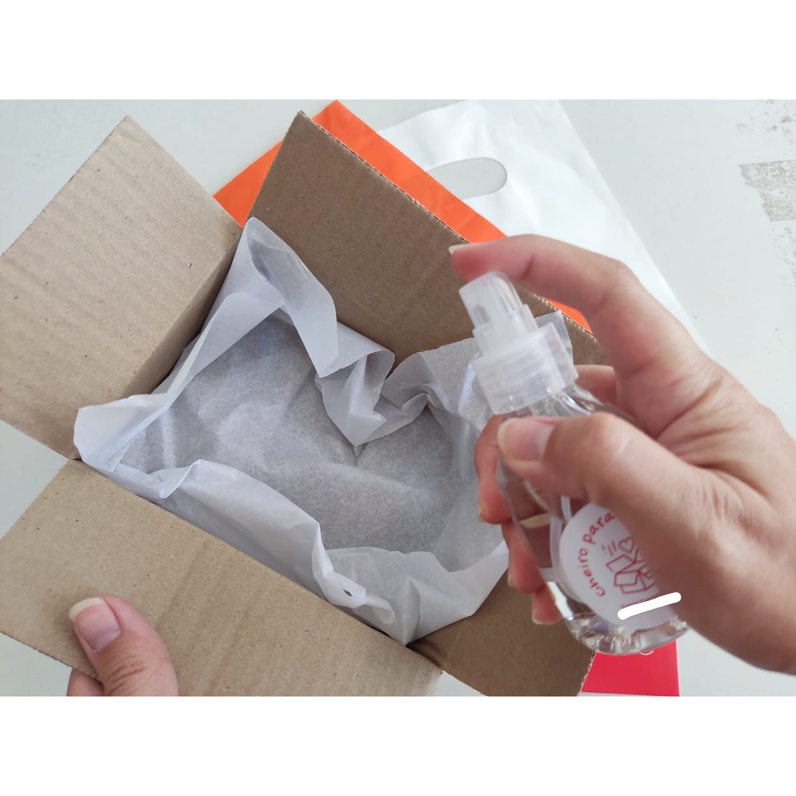 Kit Cheirinho Para Embalagem - 2 essências de 100ml