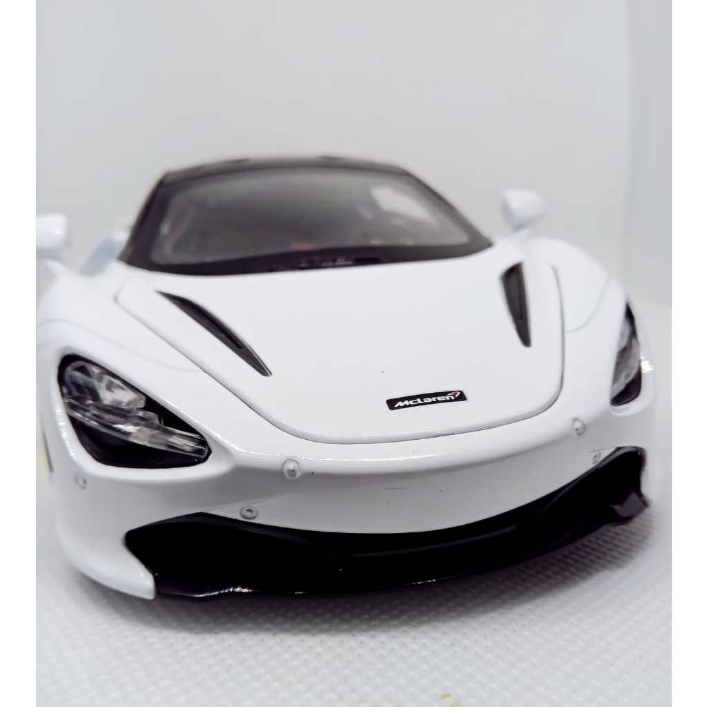 Miniatura McLaren 720S White 1:24 metal Diecast colecionável