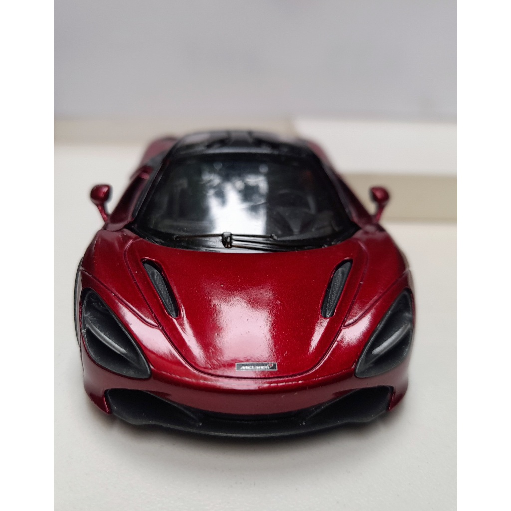 Miniatura Mclaren 720s Vinho1/36 Kinsmart Metal e Fricção