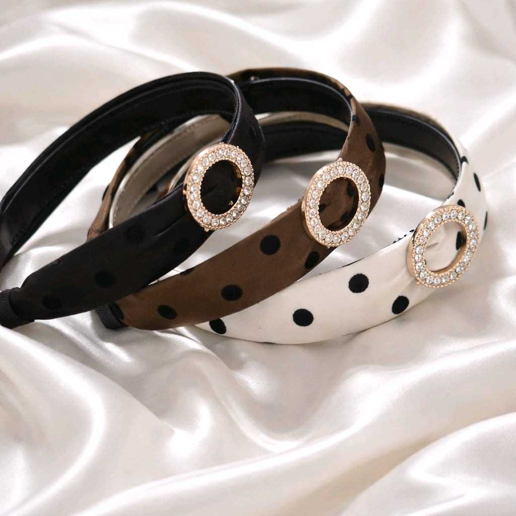 Tiara faixa de Cabelo em poá feminina com detalhe fivela em strass