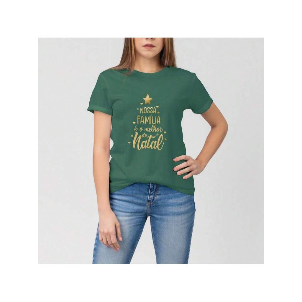 Camiseta Feminina "Nossa Família é o Melhor do Natal" - Algodão Premium Confortavel Natalina