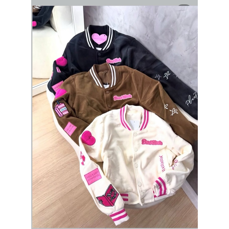 Jaqueta College Feminina Bordada Estilo Varsity Bad Bitch