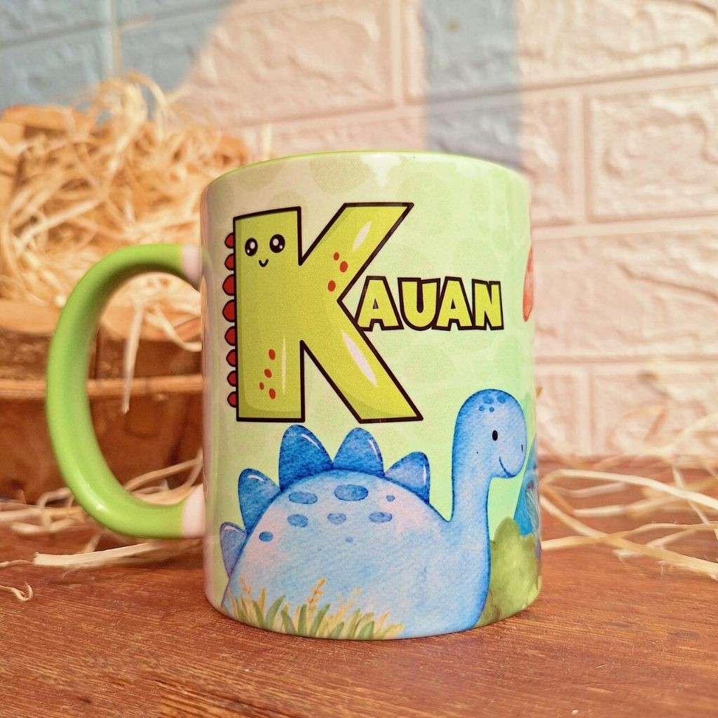 Caneca O Mais Forte e Corajoso Criança Infantil Dinossauro Fofo personalizada com Nome porcelana