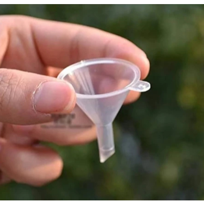 Mini Funil Inteligente – Transfira Perfumes e Líquidos sem Derramar