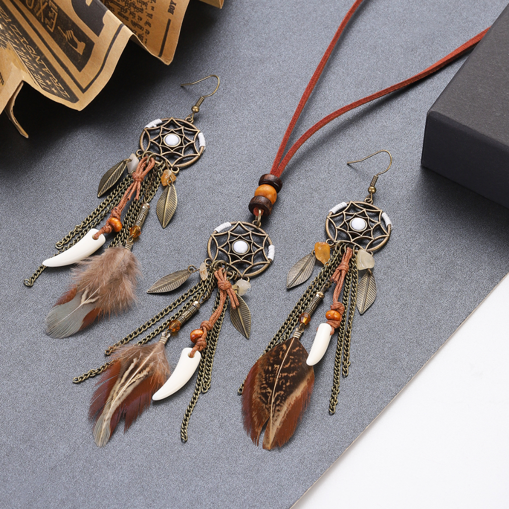 2pcs Bohemia Brincos De Pena De Tassel Sonho Oco Feminino Conjuntos De Pingente De Pedra De Liga Retro Colar Jóias