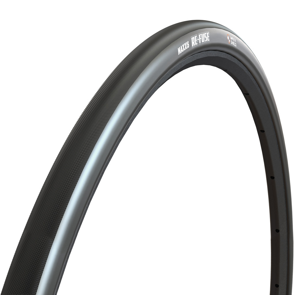 Pneu Bicicleta Maxxis RE-FUSE 700x32C Dobrável Carbon Fiber MAXXSHIELD/TR Preto