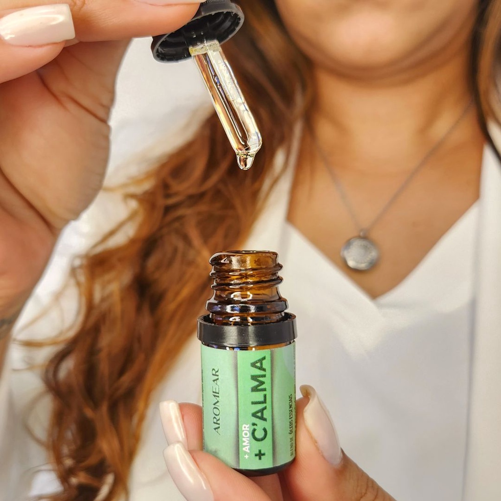 ÓLEO ESSENCIAL PARA ACALMAR - Diminui a Ansiedade, a Agitação, Acalma e Relaxa | + AMOR + CALMA - 5ml