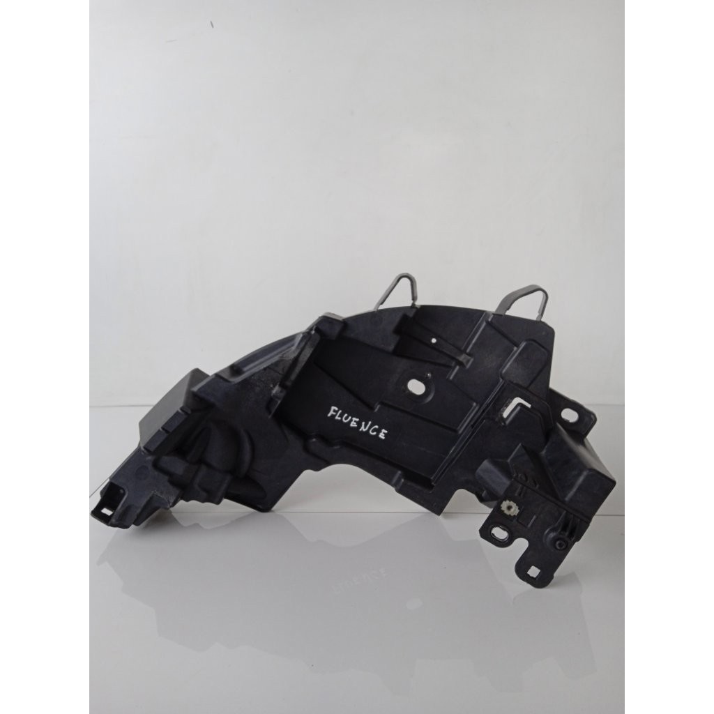 Suporte Inferior L.e Farol Fluence 2011 2012 2013 2014 2015