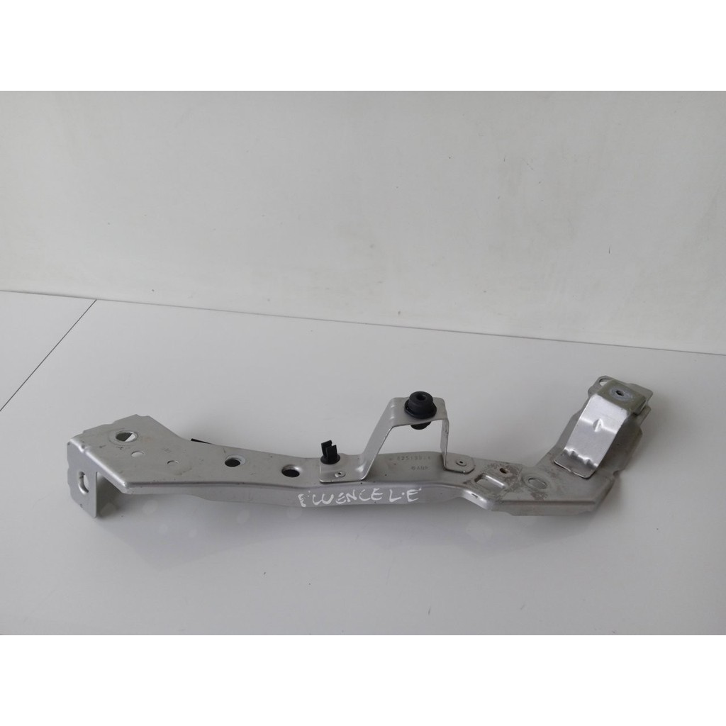 Suporte Sup. Farol Lado Esquerdo Renault Fluence 2011 12 13