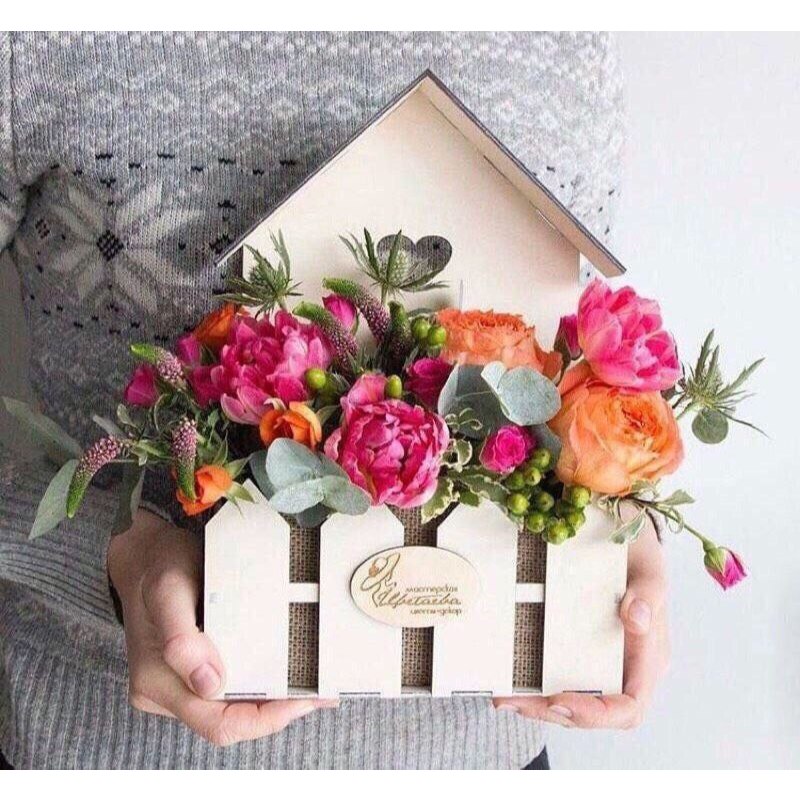 Casinha Porta Arranjos Decorativa em MDF  - aniversario, festa, casamento