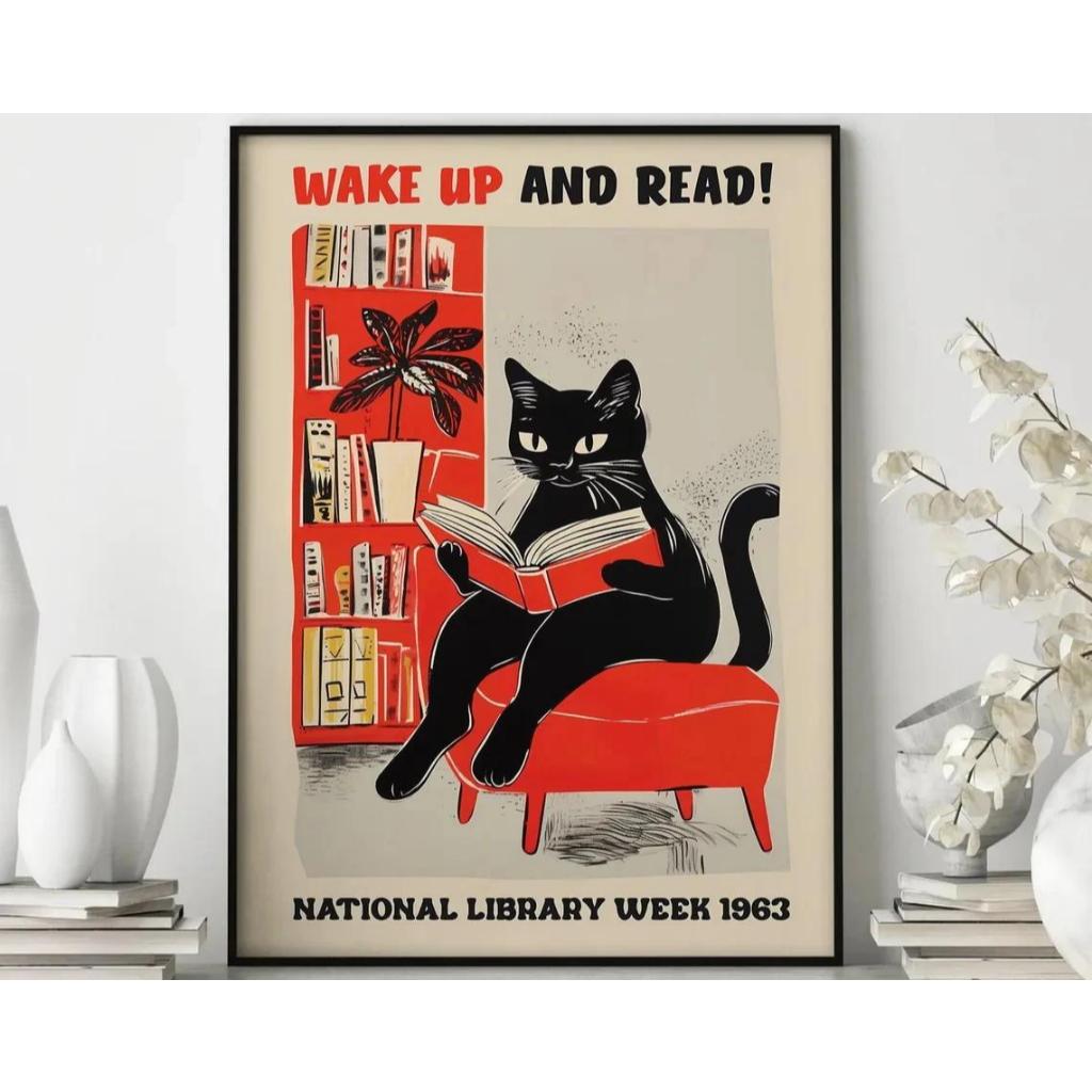 Quadro decorativo lúdico com gato preto e livros (1 peça)
