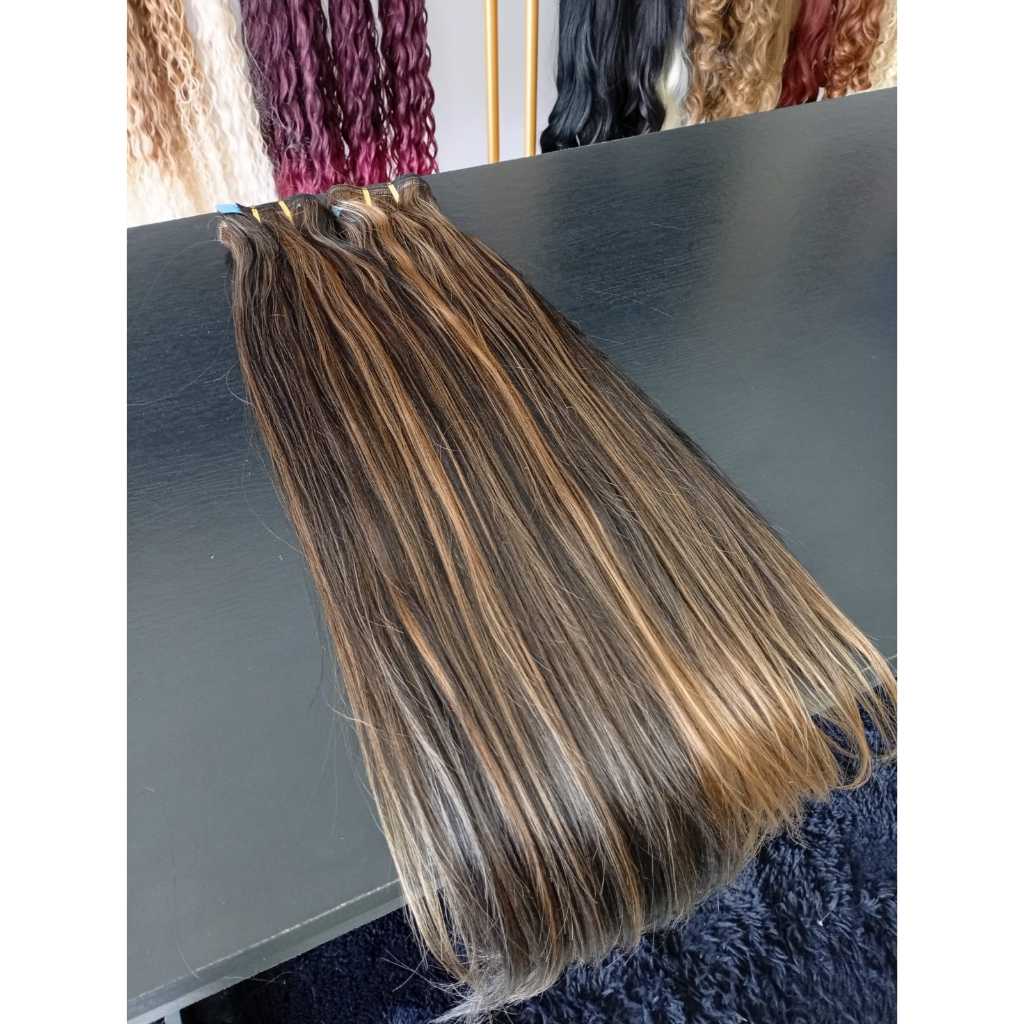 Aplique de Cabelo na Fita Adesiva Mega Hair Natural Fibra Russa Liso Morena Iluminada 50cm Premium