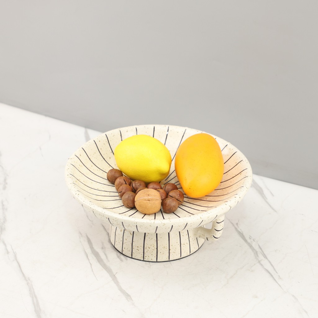 LQA6 Modern minimalist hand-painted striped double-eared resin fruit platter, tea table, living room decor, creative des