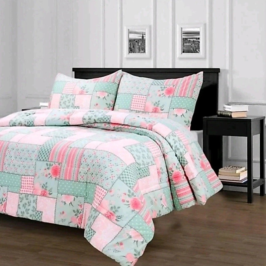 Edredon feminino avulso otimo pra cobrir e enfeitar sua cama  cores sortidas