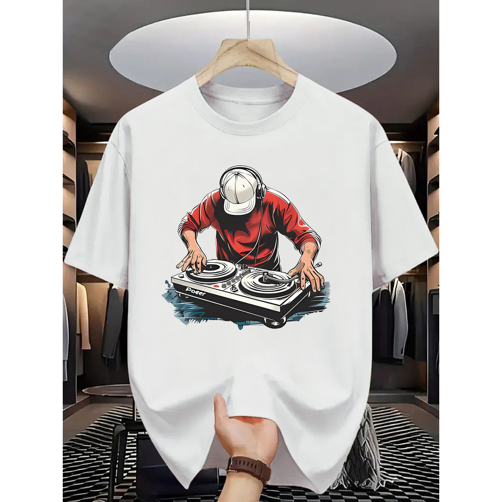 Camiseta 2026 T-shirt Summer Graphic Print DJ Turntable Art Lightweight Casual Streetwear Music Confortável Moderna