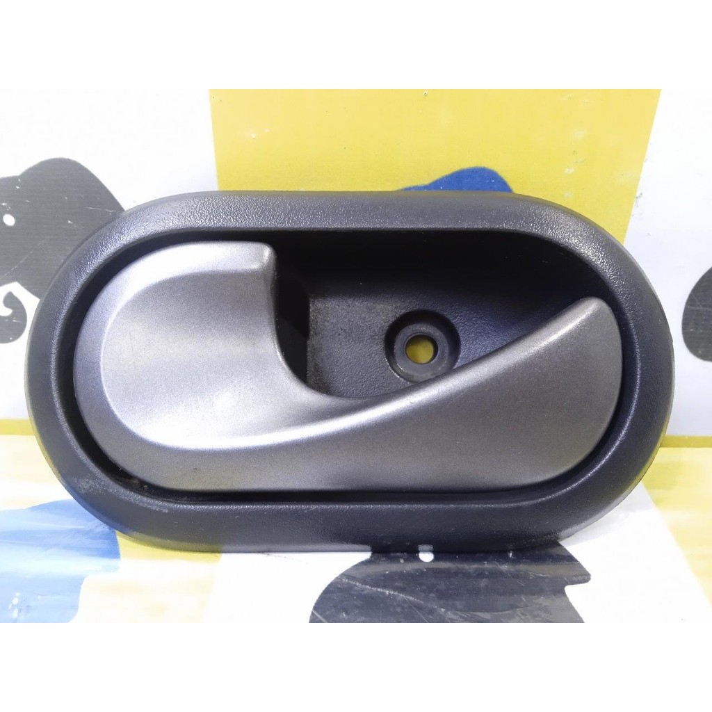 Maçaneta Interna Porta Traseira Esquerda Sandero Stepway 201