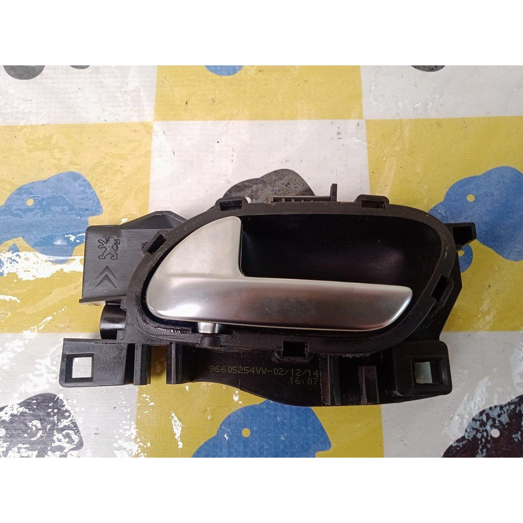 Maçaneta Interna Porta Dianteira Esquerda Peugeot 208 2015