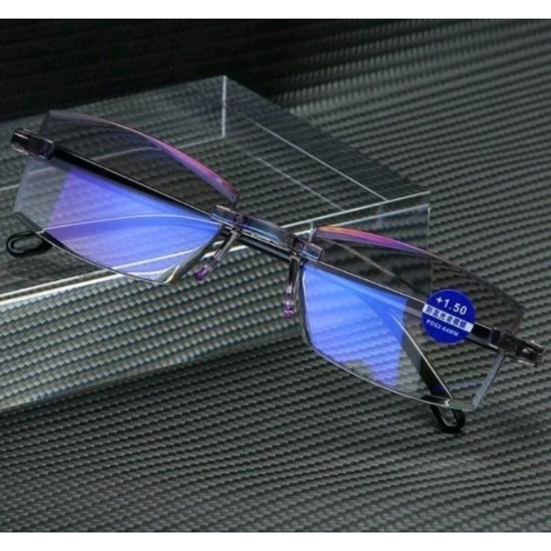 O Óculos Perfeito Existe — E Está Aqui Leveza, resistência e estilo em um só modelo. Conheça o TR90 Titanium Original!