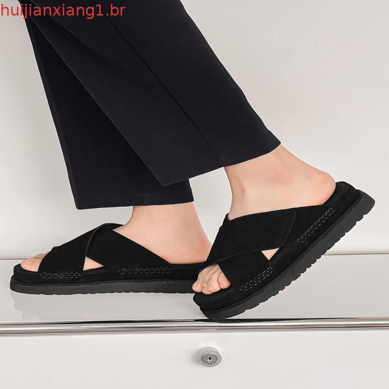 Chinelos masculinos verão exterior wear 2026 novo estilo sandálias Street wear sandálias de couro de alta qualidade chin