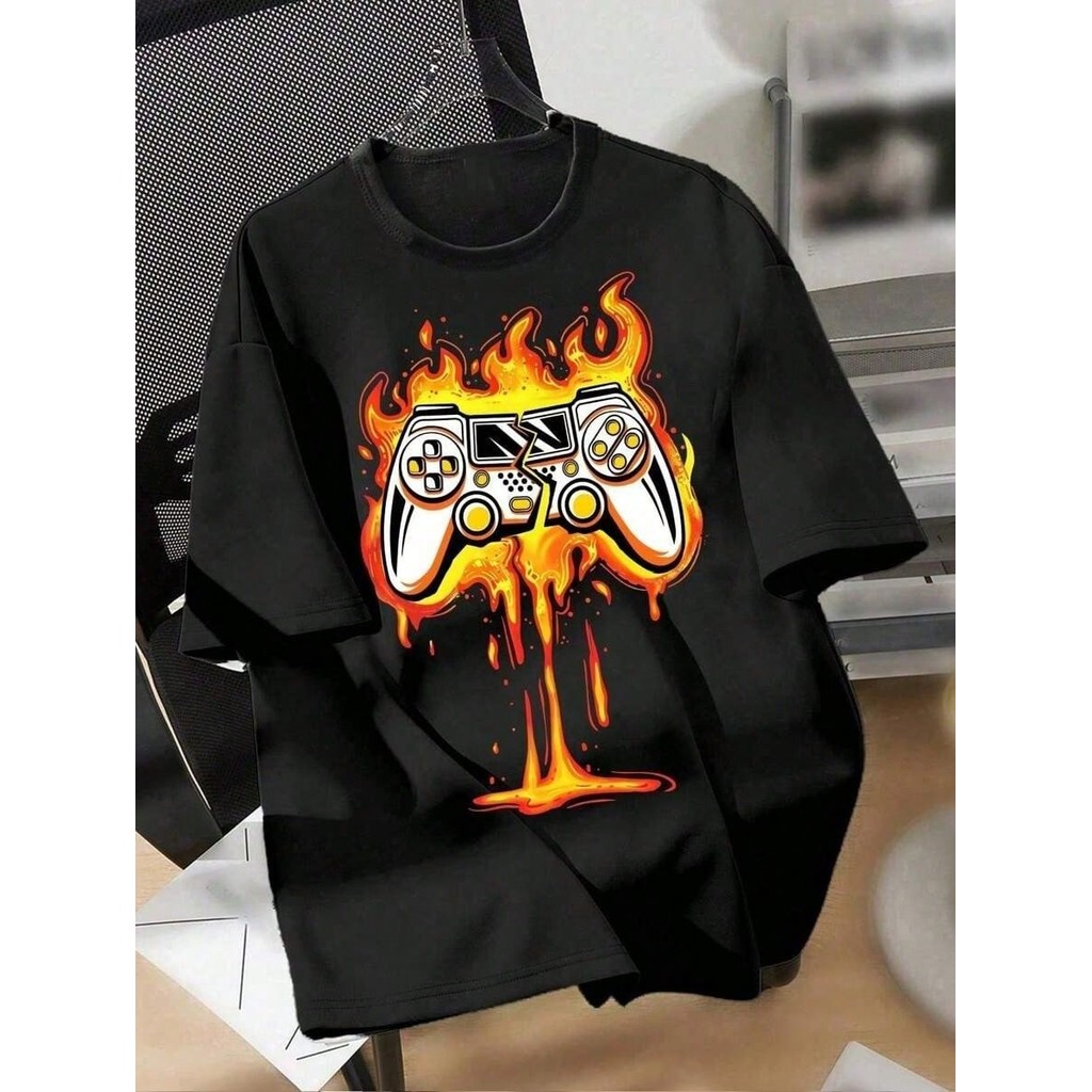 Camiseta Infantil Masculina com Estampa Super Controle Gamer FOGO chamas em estilo minimalista