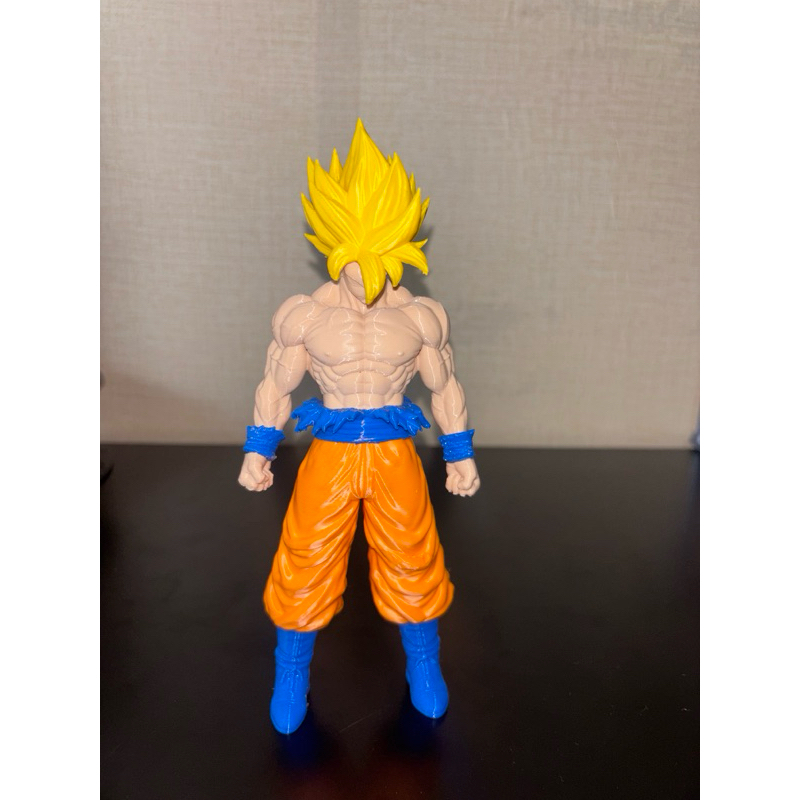 Boneco Goku Super Saiyajin Dragon ball Z 20cm -Action Figure em Impressão 3D
