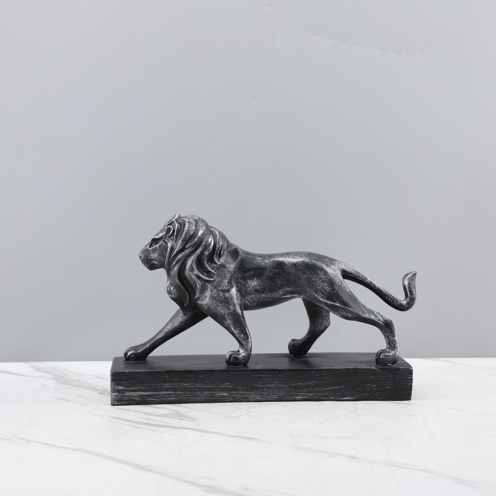 61XV Vintage-style light luxury resin lion ornament for living room, entrance, hotel, study, office, model room, home de
