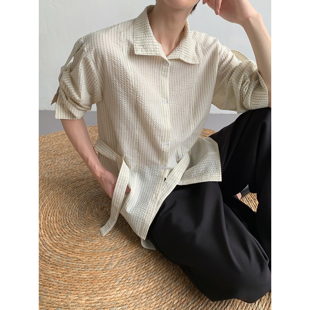 Quan Yi Two-Wear Design Listras Verticais Texturizadas Seersucker Laced-Up Camisa Pode Snap Button Lapela Manga Na