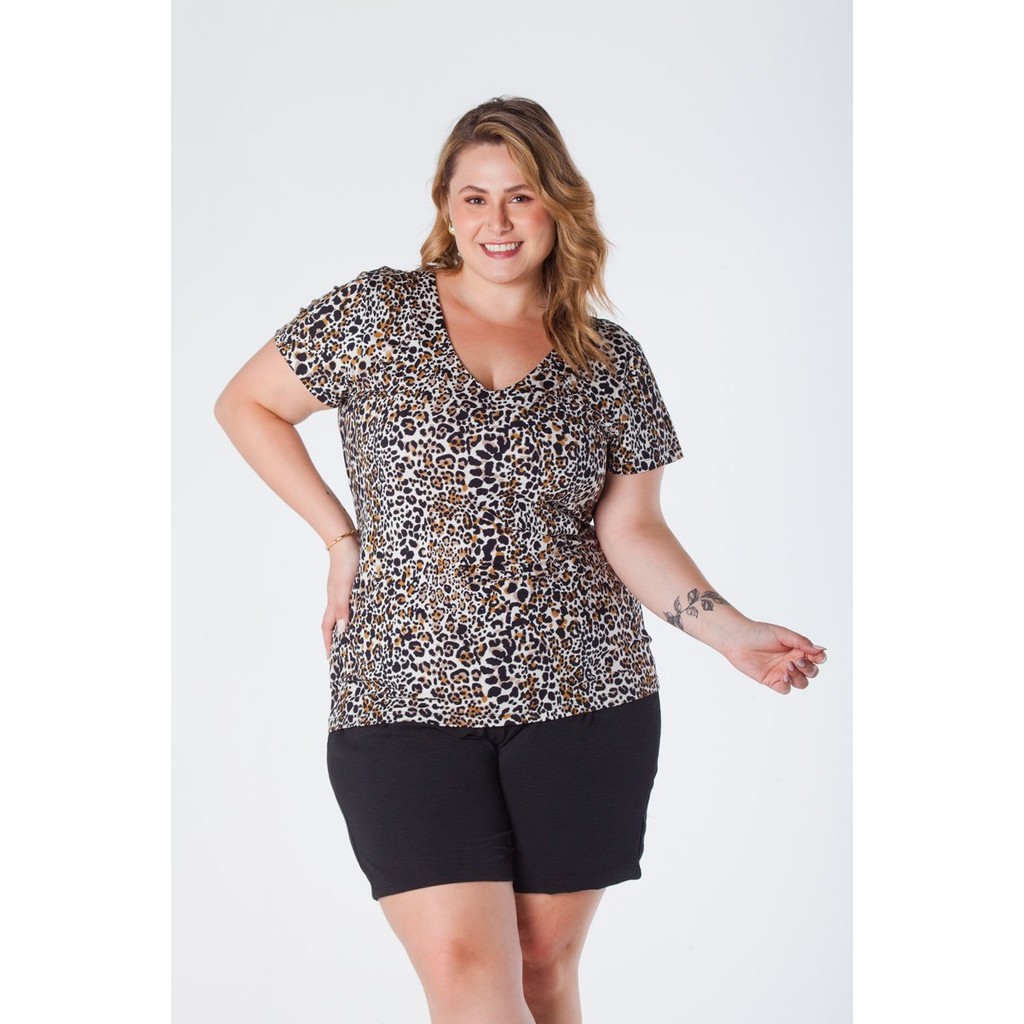 Blusa Plus Size Decote V com Manga -Estampa Digital Animal Print Rebeca