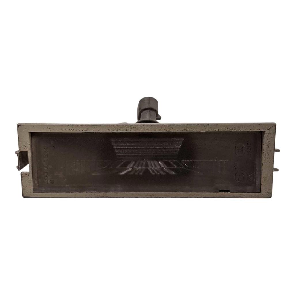 Lanterna Luz De Placa Chevrolet Onix 2018 13575339
