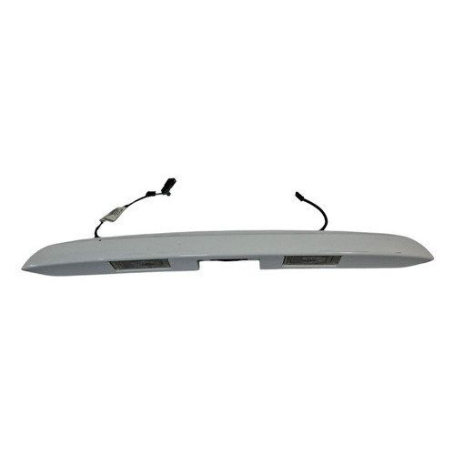 Moldura Luz De Placa Traseira Chevrolet Sonic 2013 95084443