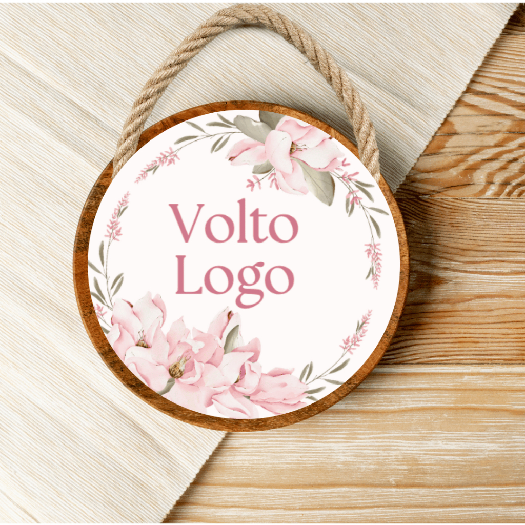 Placa Volto Logo em MDF adesivado e corda de algodão já vem com fita dupla face