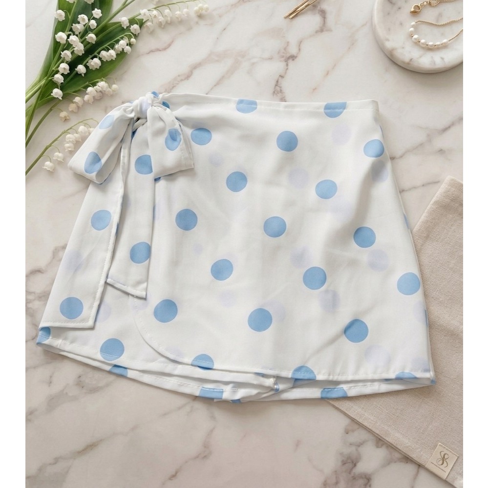 Short Saia Poá Bolinhas Cintura Alta com Elastico Laço Lateral Tecido Leve não Amasa Tendencia Moda Feminina