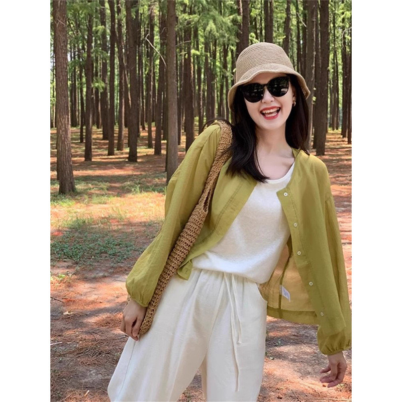 Green sun-protective long-sleeve shirt jacket for women, summer thin cardigan shirt, short stylish top