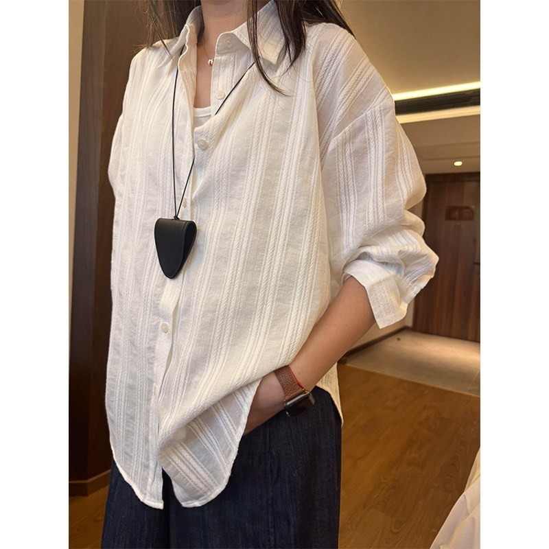 Casual White Jacquard Sun-Protective Long-Sleeve Shirt for Women, Loose Fit Summer Casual Blouse Jacket