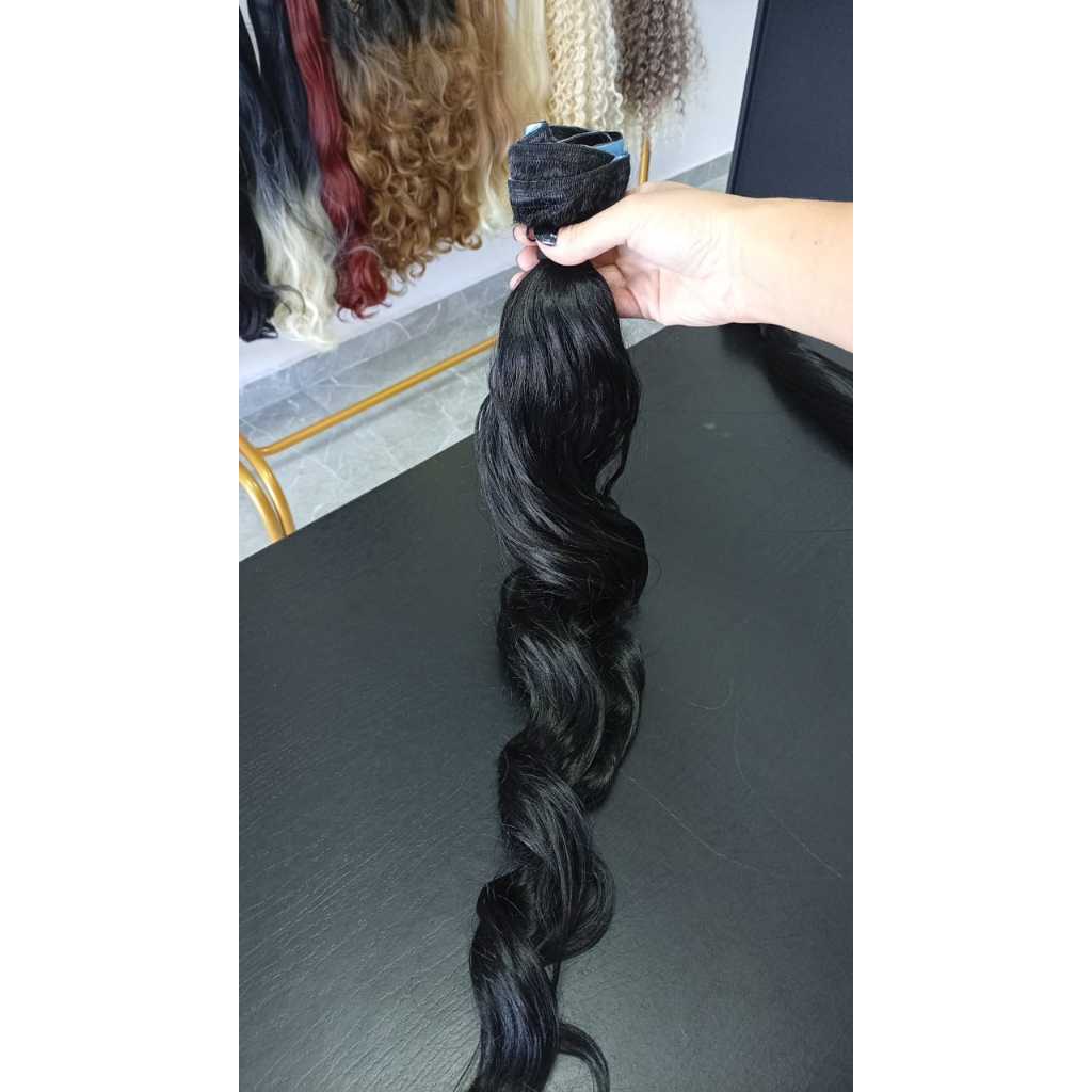 Aplique de Cabelo na Fita Adesiva Mega Hair Natural Fibra Russa Ondulado Preto 50cm Premium