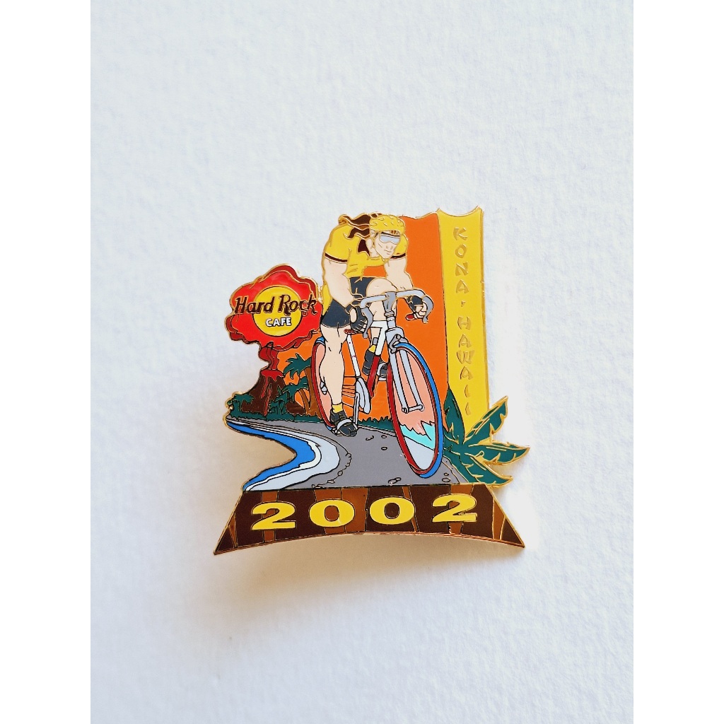 Pin / Broche - Hard Rock Cafe - Kona - Ironman Triathlon Cyclist 2002