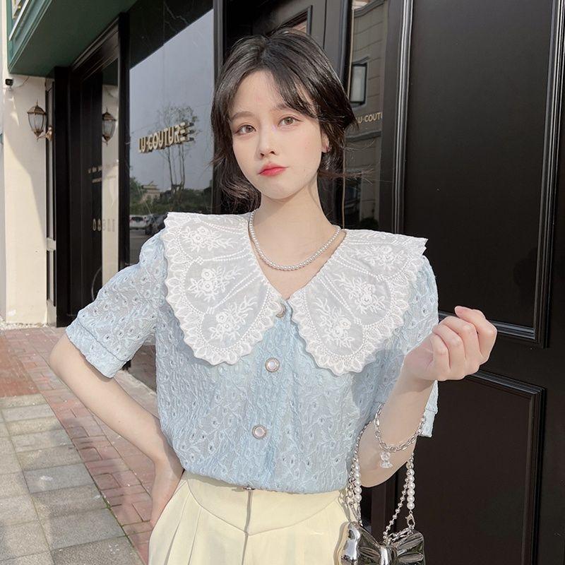 Camisa de gola de boneca feminina Design sentido verão novo estilo oco camisa de renda manga curta topo único bonito red