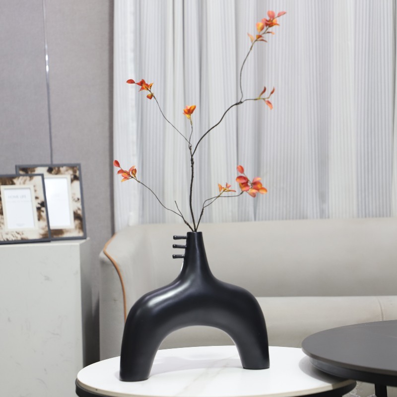 PZNP Nordic-style creative black geometric resin decorative vase, flower arrangement container, and home decor for livin