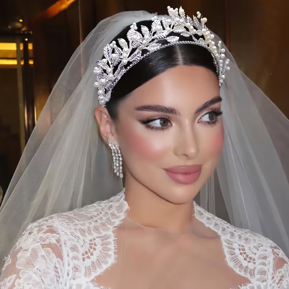 Peça de cabeça elegante para noiva com strass brilhantes e design floral - Tiara de princesa feita à mão para casamentos