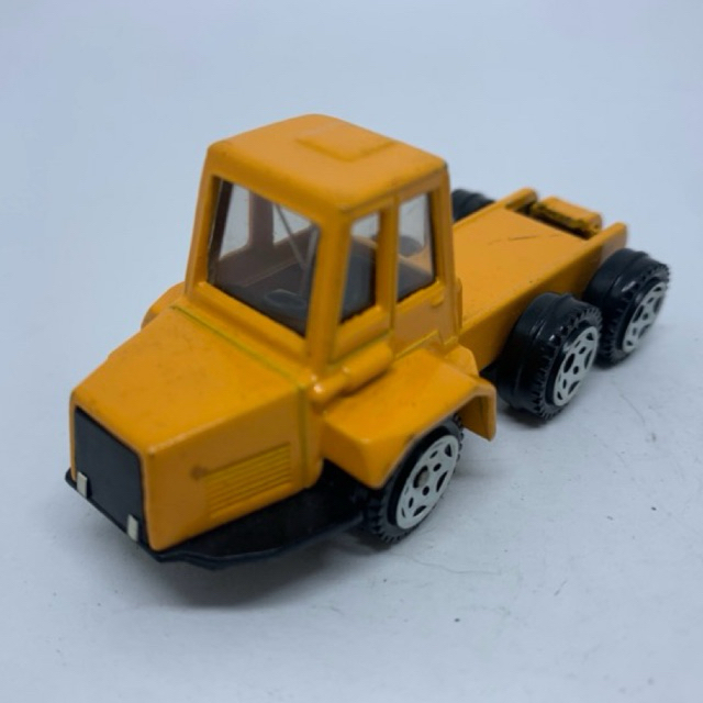 Siku Caminhão 0822 1/64 - L700