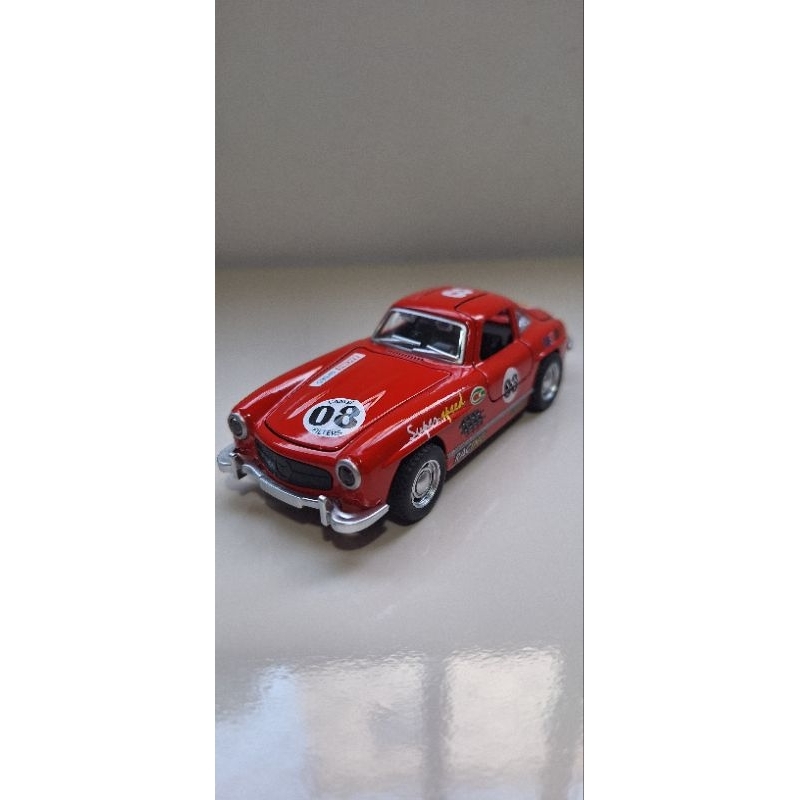 Carrinho Miniatura Mercedes-Benz 300SL Clássico Xinao Alloy Escala 1:32 Fricção – Lenda das Asas de Gaivota