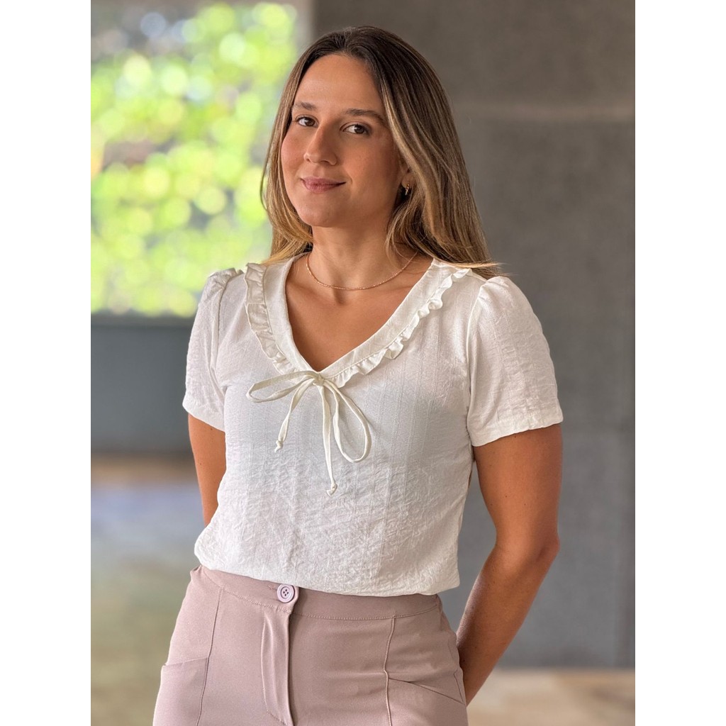 Blusa Feminina Babado Manga Curta Sem Transparência Casual Estilo Office
