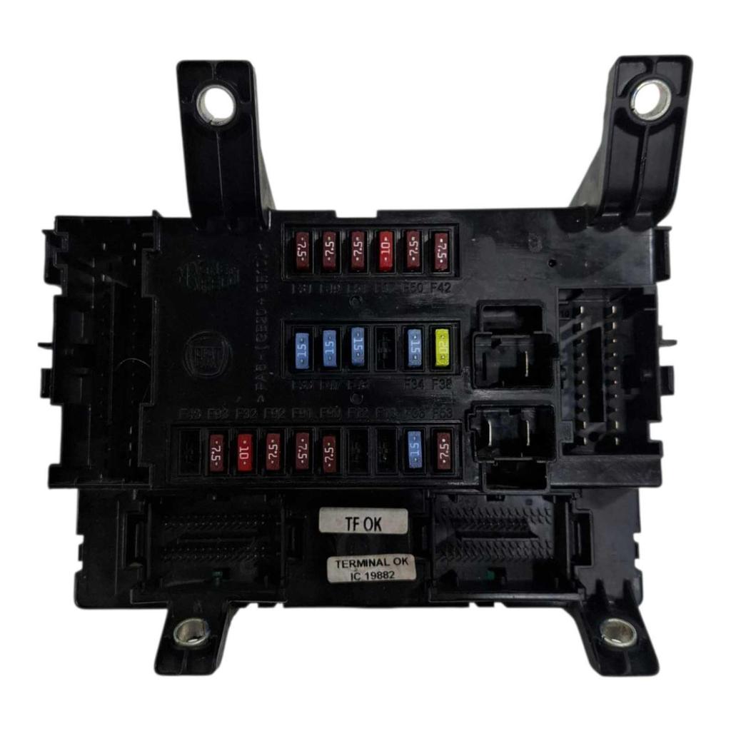 Caixa Fusíveis Fiat Palio Grand Siena 2012/2019 520493120