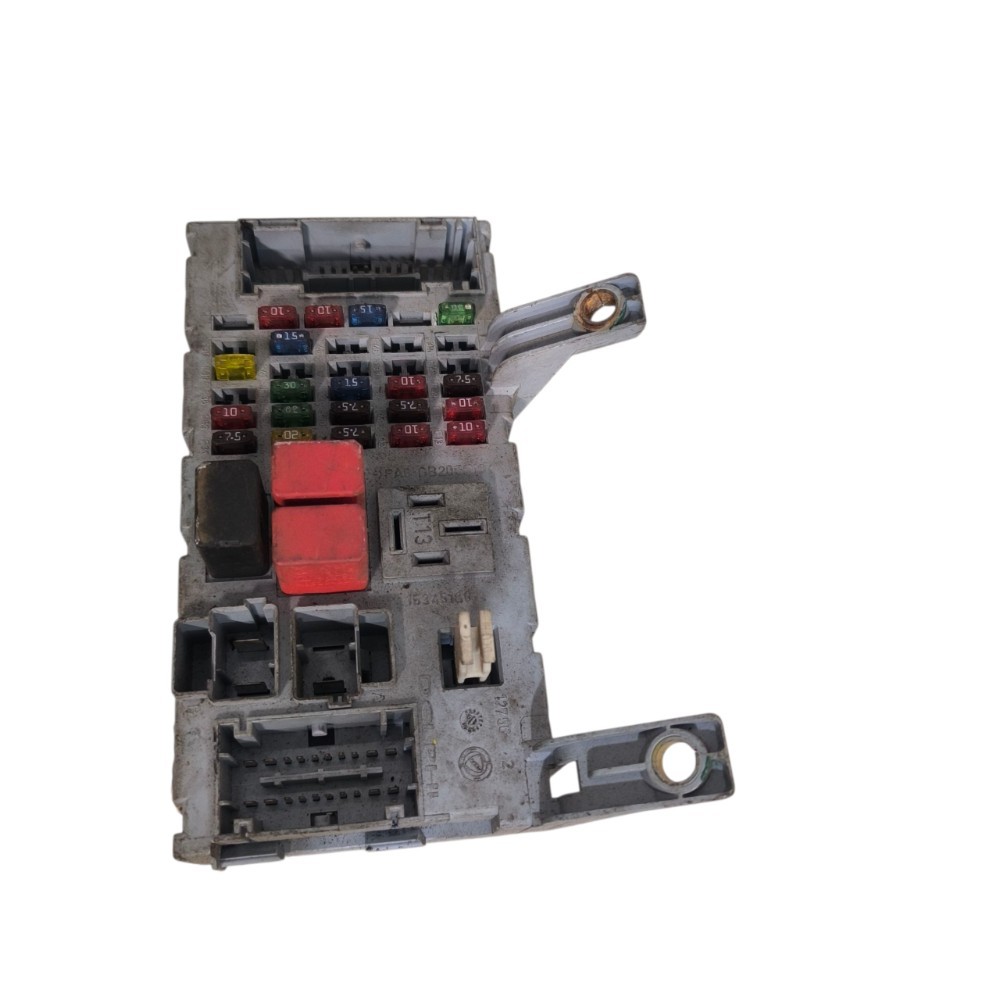 Caixa fusiveis fiat palio siena strada  2001 a 2012