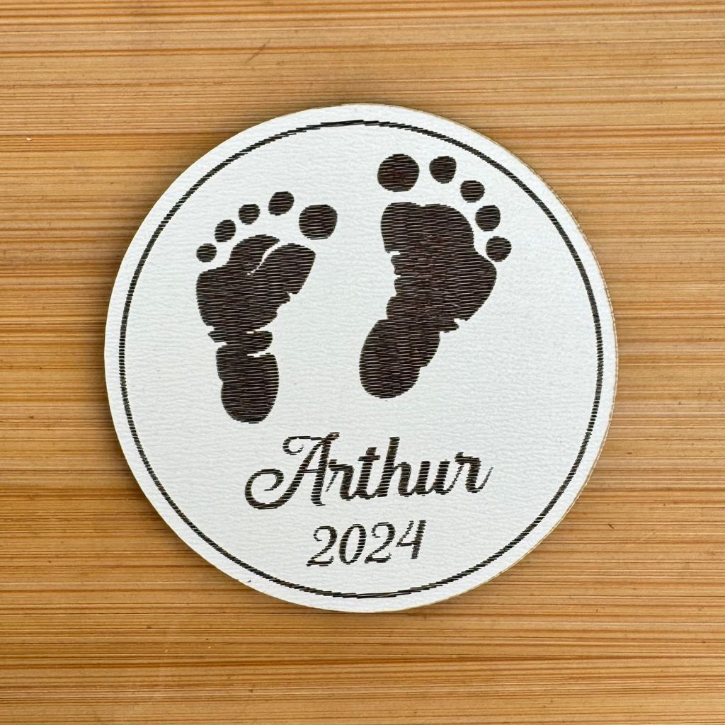 Kit Imãs de Geladeira Personalizados Pezinho Bebê em MDF | Lembrancinha Chá de Bebê e Chá de Fralda Personalizado MDF