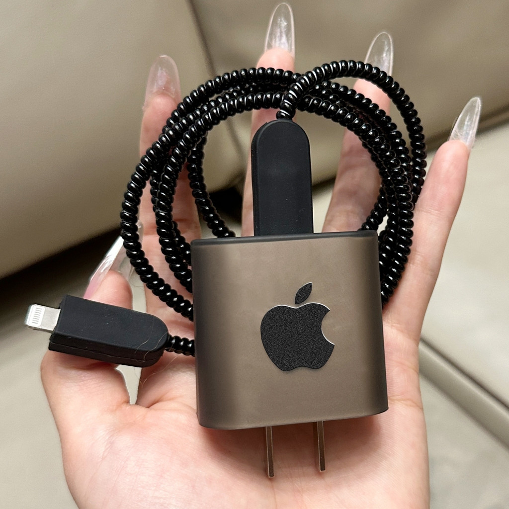 Capa Protetora Para Carregador iPhone 18W/20W , Preto Incrível , Cabo De Carregamento , Enrolador De