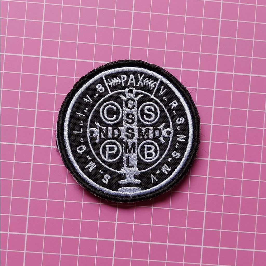 Patch Bordado Medalha São Bento Aplique Velcro ou Termocolante Jaqueta Colete Mochila Country Cowboy Motoclube Proteção