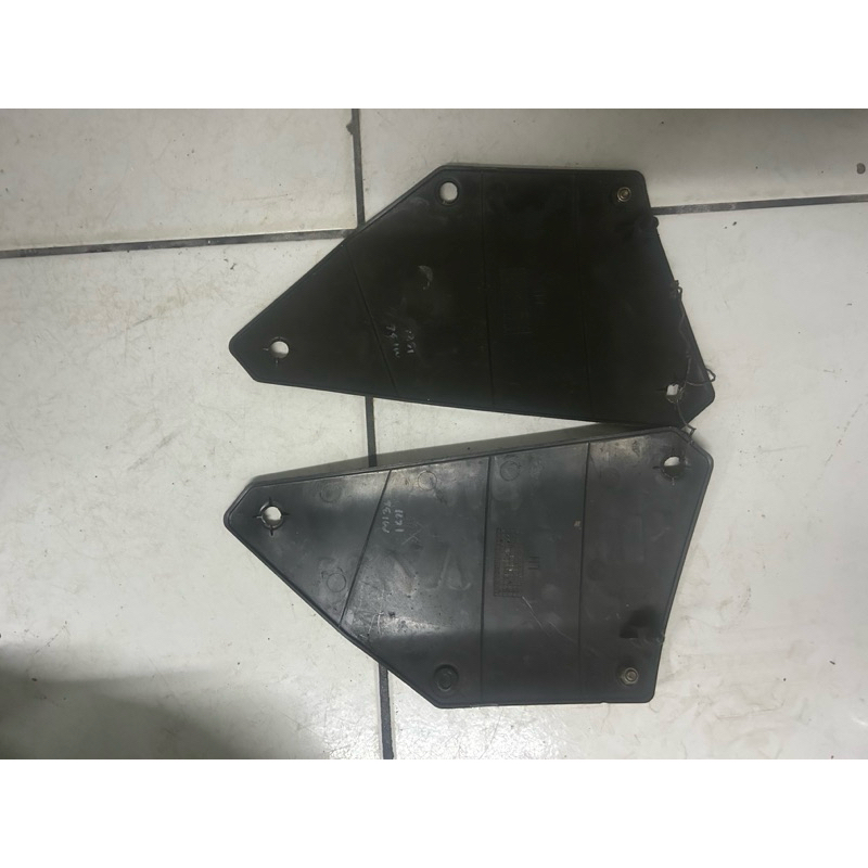 Carenagem Lateral par Royal Enfield Himalayan 19-23 Orig (Usado)