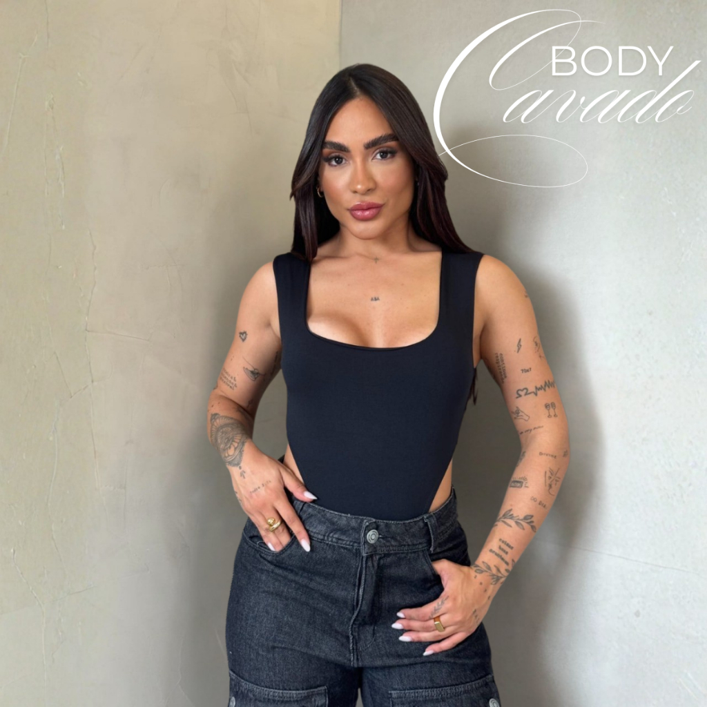 Body Feminino regata cavado nas laterais Tamanho Único 36–42 Cavado Moderna Feminino Decote Reto 36 a 42
